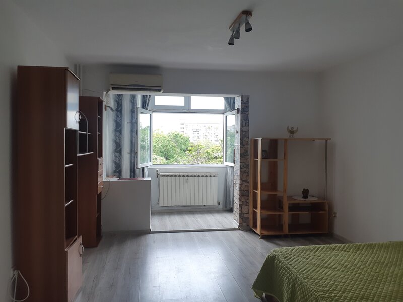 Metrou Costin Georgian,